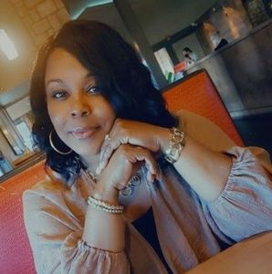 Meet your Posher, Aj